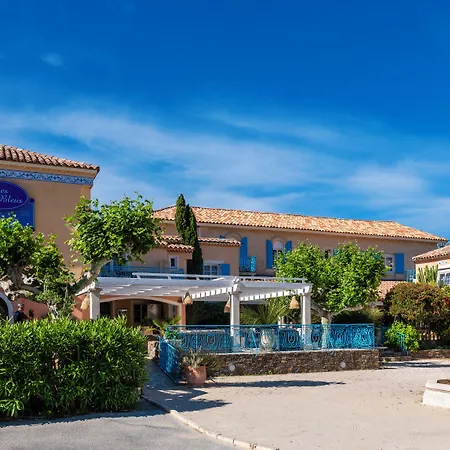 Hotel Les Flots Bleus-3