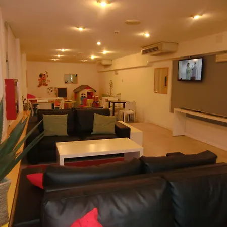 Hotel Desire'-2