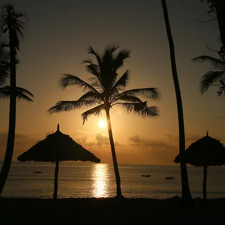 Blue Moon Resort-3