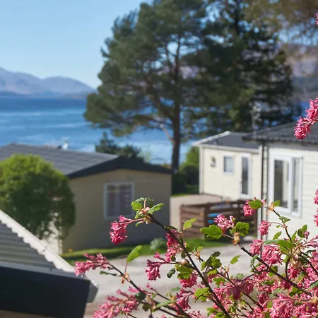 Linnhe Lochside Holidays-3