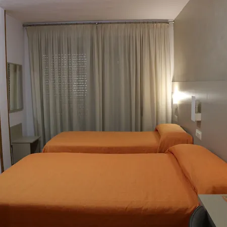 Hotel Marina-3