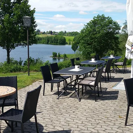Hotel am Untreusee-2