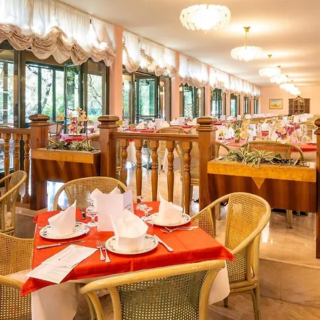 Park Hotel Oasi-2