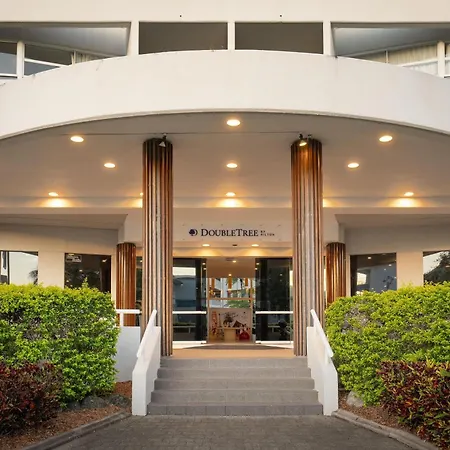 Doubletree By Hilton Cairns-2