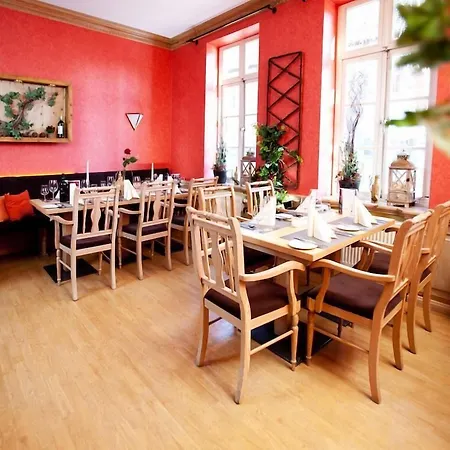 Hotel Altes Stadthaus-3