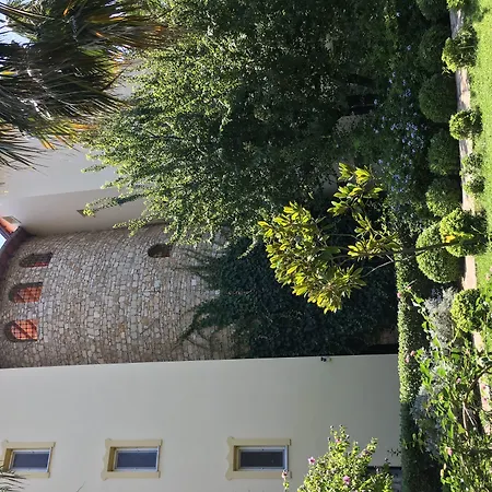 Emel Pension-3