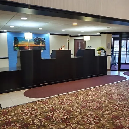 Holiday Inn Express Mentor Banquet Center By Ihg-2