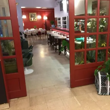 Hotel Restaurant Les Oceanides-3