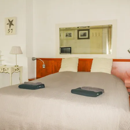 Blankebil Rooms-2