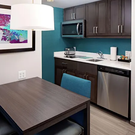 Homewood Suites By Hilton Ronkonkoma-3