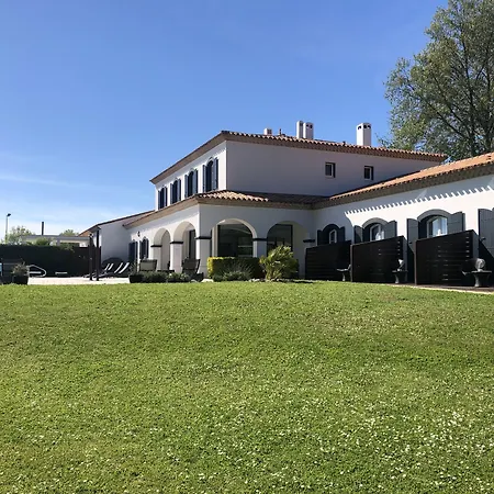 Hotel La Bastide Saint Martin-3