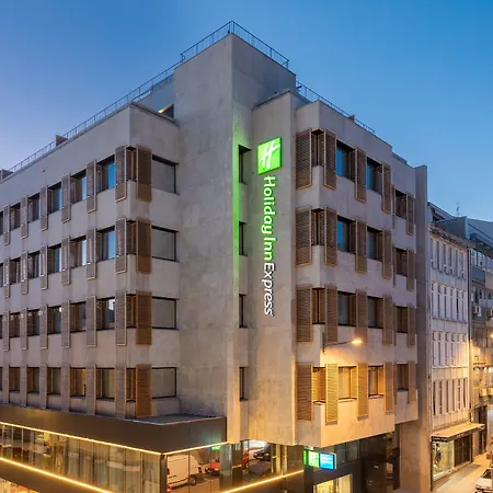Holiday Inn Express Porto City Centre By Ihg-3