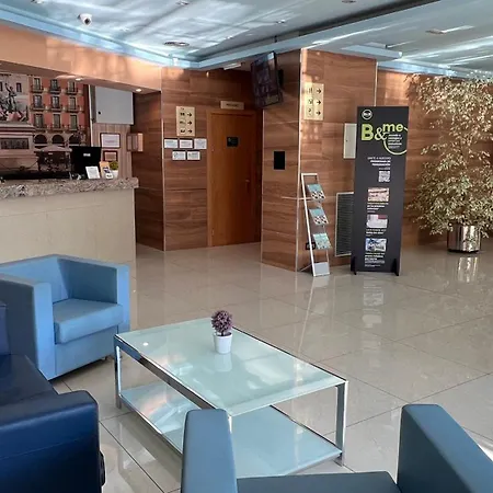 B&B Hotel Tarragona Reus-3