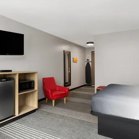 Super 8 By Wyndham Sault Ste Marie On-3