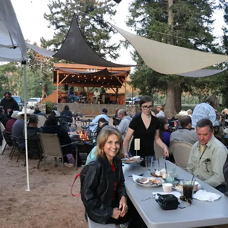 Arrowhead Mountain Lodge-2
