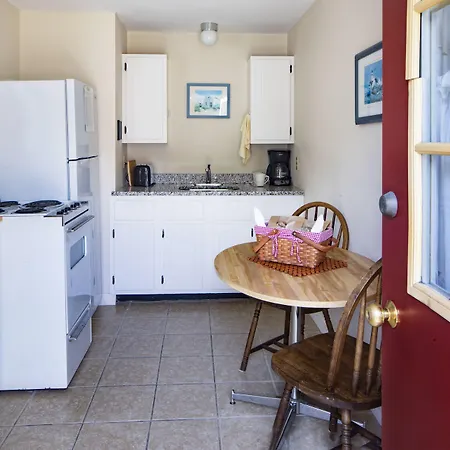 Sesuit Harbor House-3