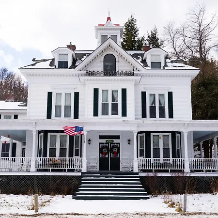 Center Harbor Sutton House B & B-2