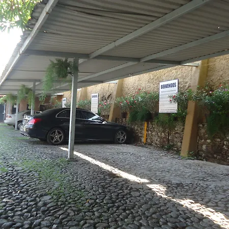 Hotel Concierge Plaza Colima-3