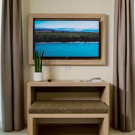 Palace Lido Hotel & Suites-3