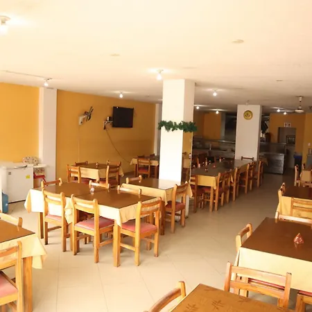 Hotel Atacames Inn-3
