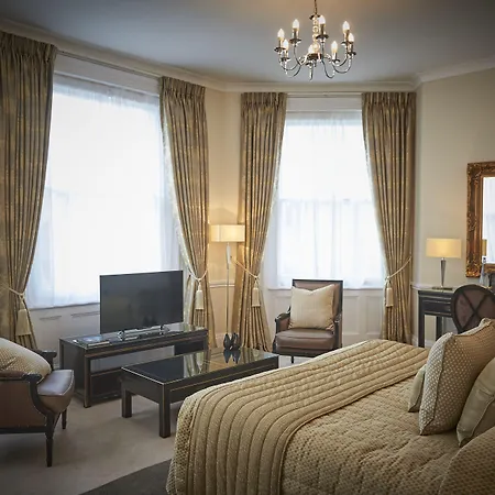 Phyllis Court Members Club-3