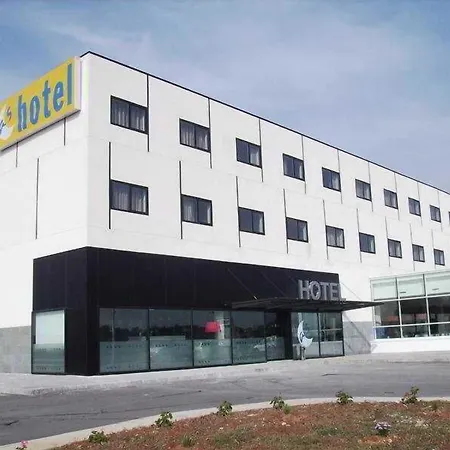 Hotel As Torrent-3