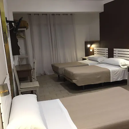 Hostal Puerto Beach-2