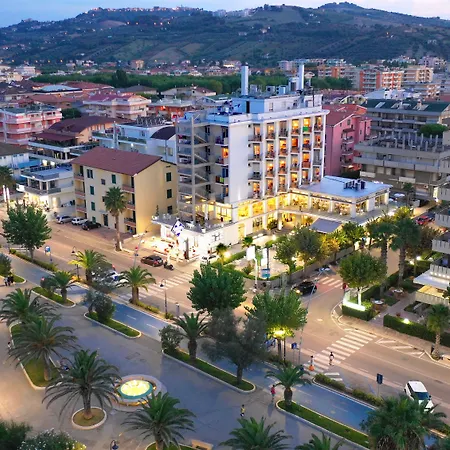 Hotel Excelsior-2