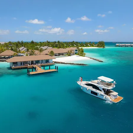 Hilton Maldives Amingiri Resort & Spa-3