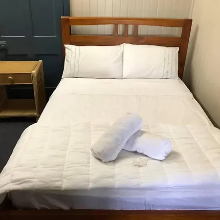 Goondi Hill Hotel-2