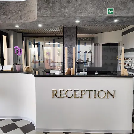 Hotel Baia del Cigno-2