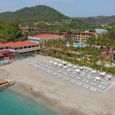 Club Tropical Beach Hotel-3