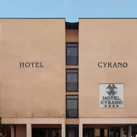 Hotel Cyrano-2