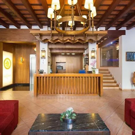 Hotel La Carolina-3