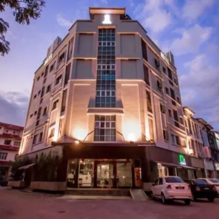 Chariton Hotel Butterworth-3