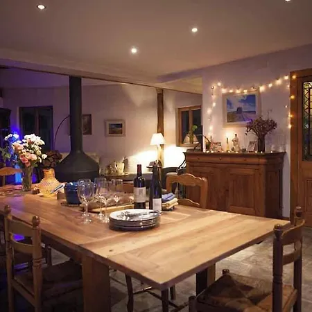 Maison LGBT des Monts Bleus-3
