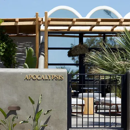 Oscar Beachfront Suites - Adults Only-3