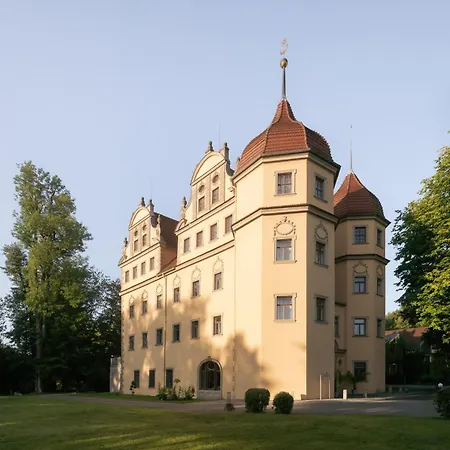 Schlosshotel Althoernitz-3