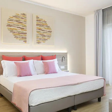 Lu'Hotel Porto Pino-3