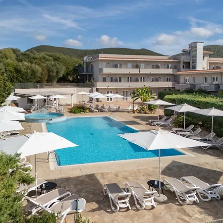 Lu' Hotel Porto Pino-3
