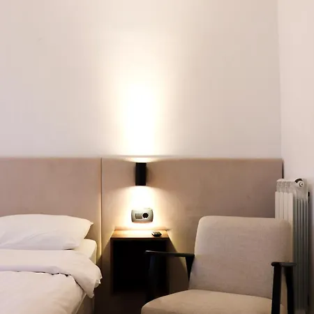 Rooms Vodisek - Depandansa Hotela Capris Capodistria Boutique-3