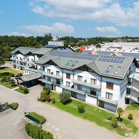 Best Western Modena District-3