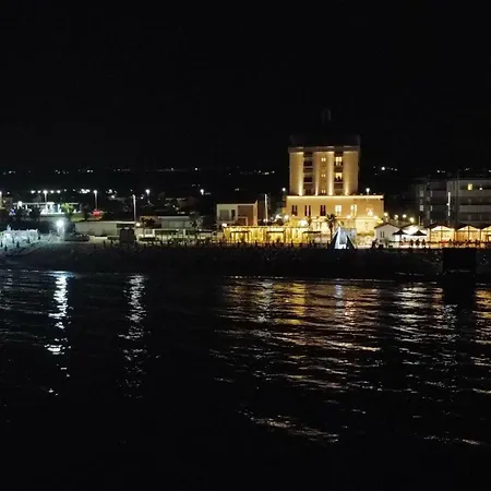Hotel Caravel-2