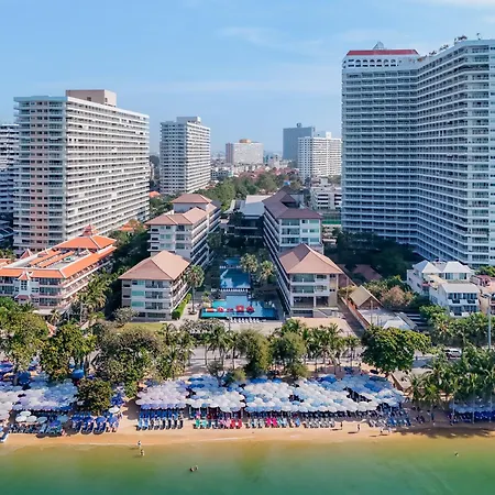Welcome World Beachfront Resort-2