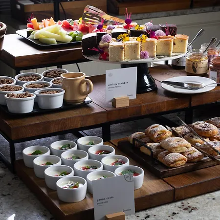 Relais & Chateaux Hotel Quadrille - Adults Only-3
