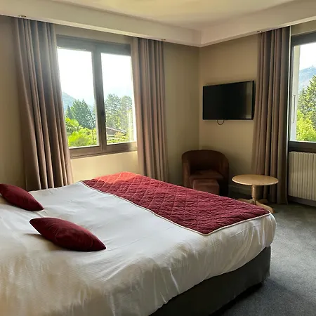 Hotel Les Grillons-3