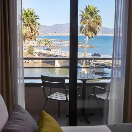 Van Der Valk Hotel Saint-Aygulf-3