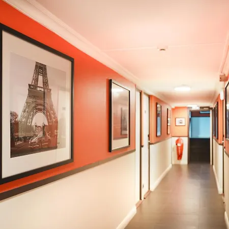 Brit Hotel Confort Orly Morangis-2