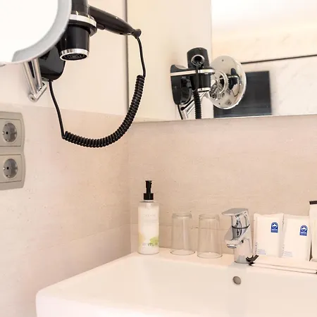 Invisa Hotel Es Pla - Adults Only-2
