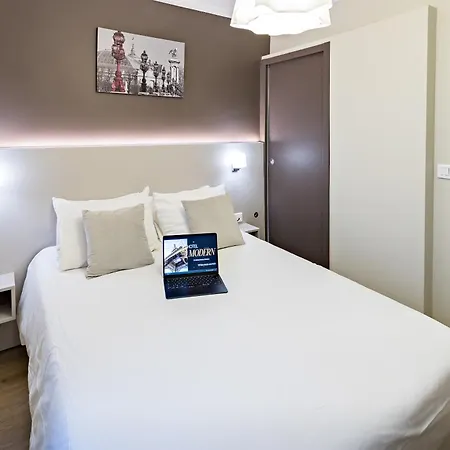 Modern Hotel-3